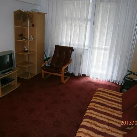 Apartment Maya Studio Universitate